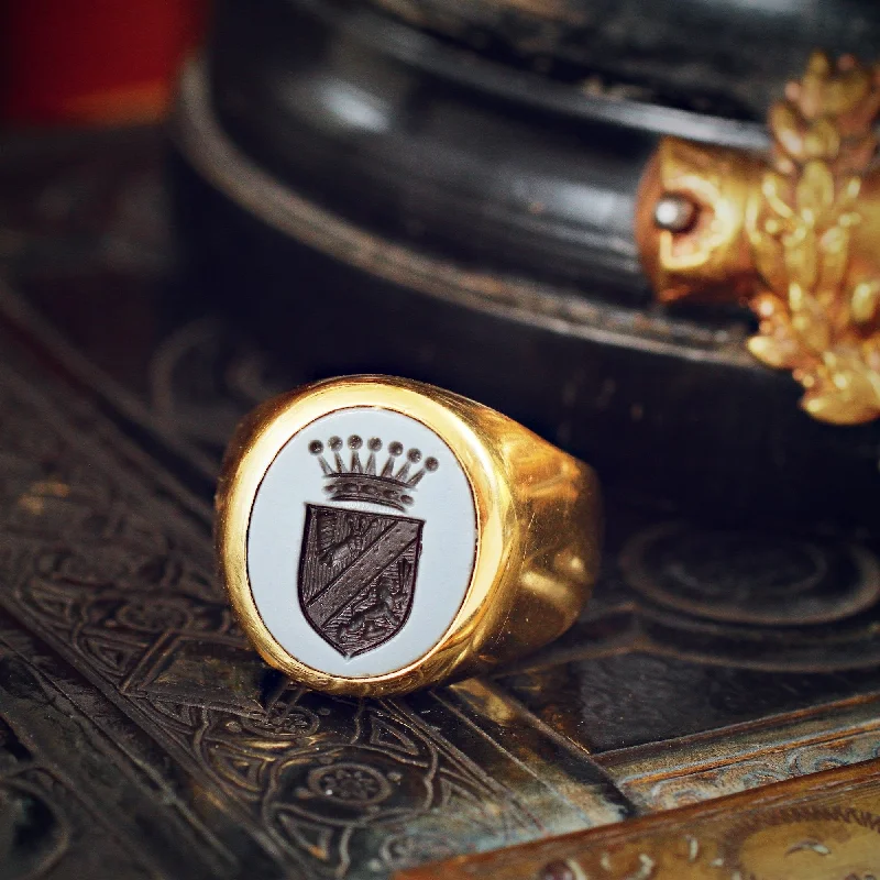 Custom Diamond Ring for Engagement-Super Quality 18ct Gold Intaglio Crest Signet Ring