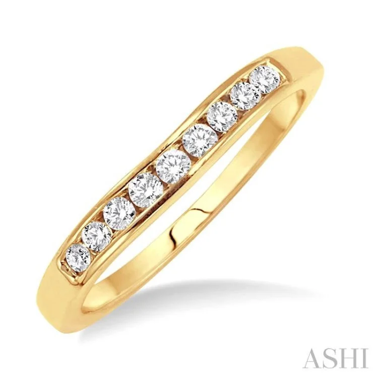 Dainty Engagement Ring for Women-1/4 Ctw V Shape Round Cut Diamond Matching Wedding Band in 14K Yellow Gold