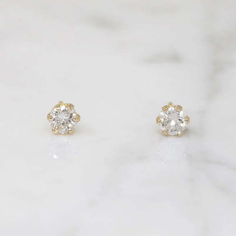 Gemstone Earrings for Evening-Sparkling Vintage Diamonds in Gold Stud Earrings