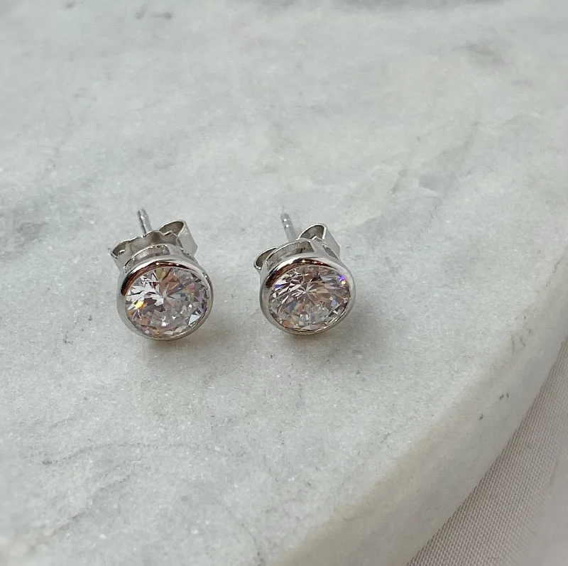 Statement Earrings for Bold Fashion-Earrings - Clear Bezel Set Round Studs