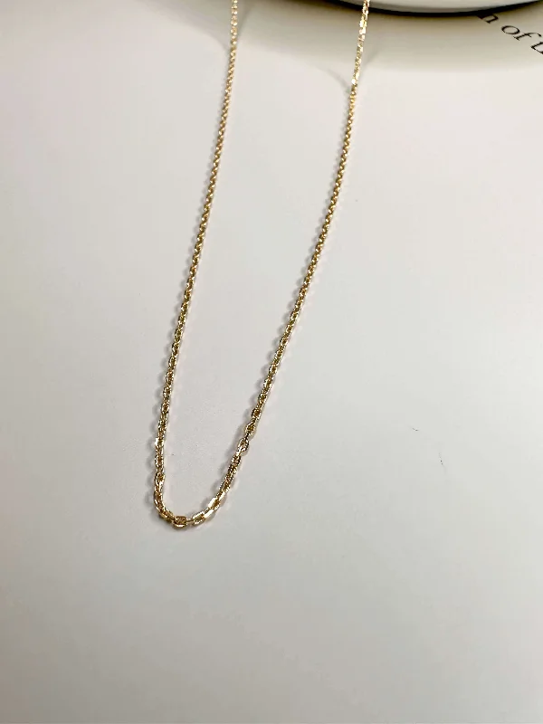 Gold Heart Necklace for Gifts-Velani Dainty Link Necklace