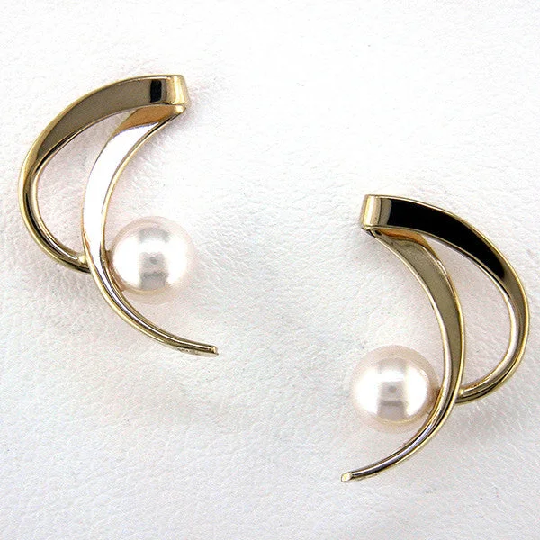 Rainbow Earrings for Festivals-Pearl Curve Earrings