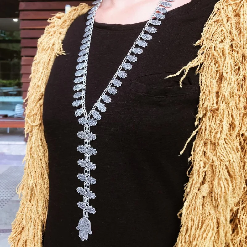 Chunky Necklace for Daytime Look-Hamsa chain boho necklace