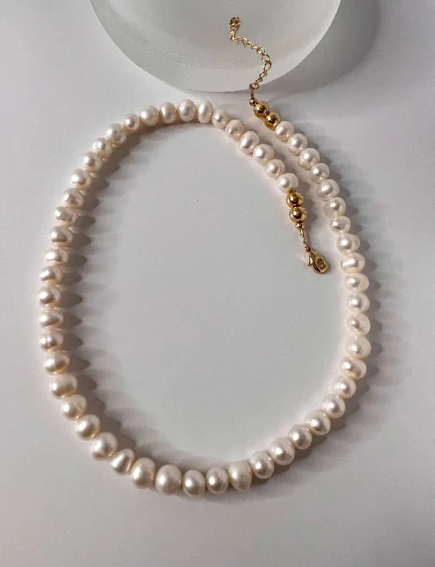 Classic Silver Necklace for Everyday Wear-Velani Freshwater Pearl Necklace