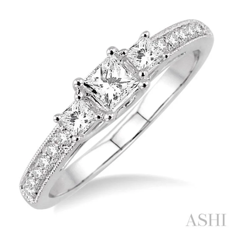 Vintage Wedding Band for Fashion-1/2 Ctw Diamond Engagement Ring with 1/4 Ct Princess Cut Center Stone in 14K White Gold