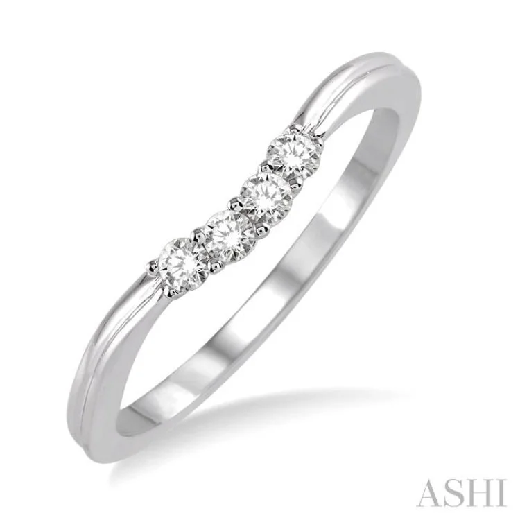 Classic Wedding Band with Sapphire-1/6 Ctw Round Cut Diamond Wedding Band in 14K White Gold